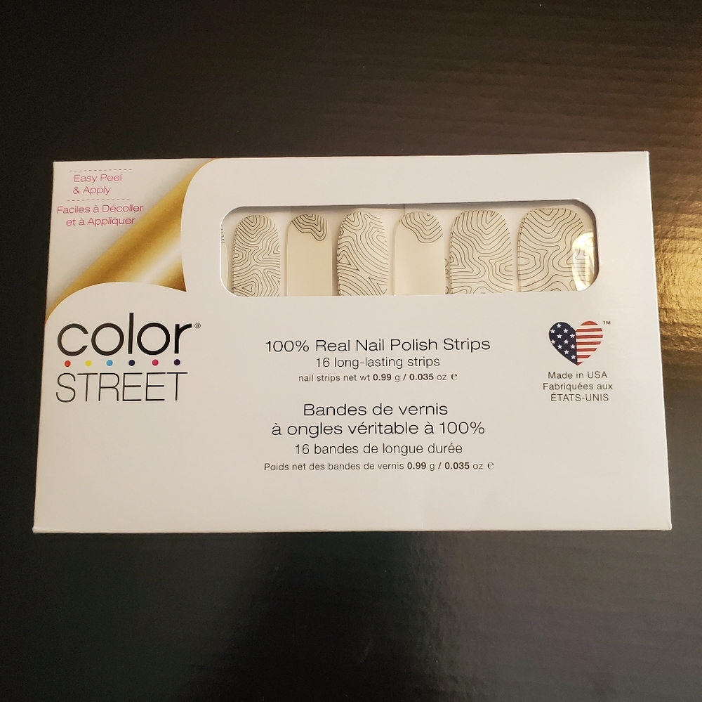 Color Street Nail Strips NEW in Out of Line  FDL069
